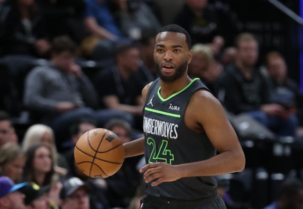 融可赢配 CBA将迎顶级外援？NBA级前锋代表广州征战季前赛，曾单场狂砍53分